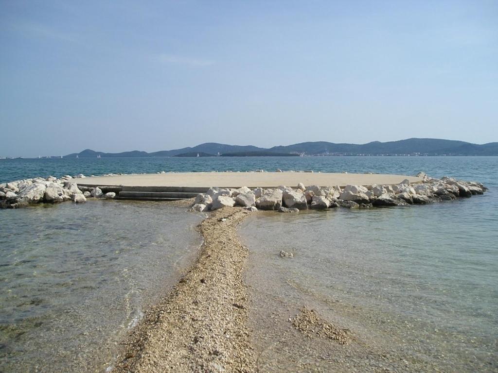 Family Friendly Apartments With A Swimming Pool Sveti Filip I Jakov, Biograd - 19325 Екстериор снимка