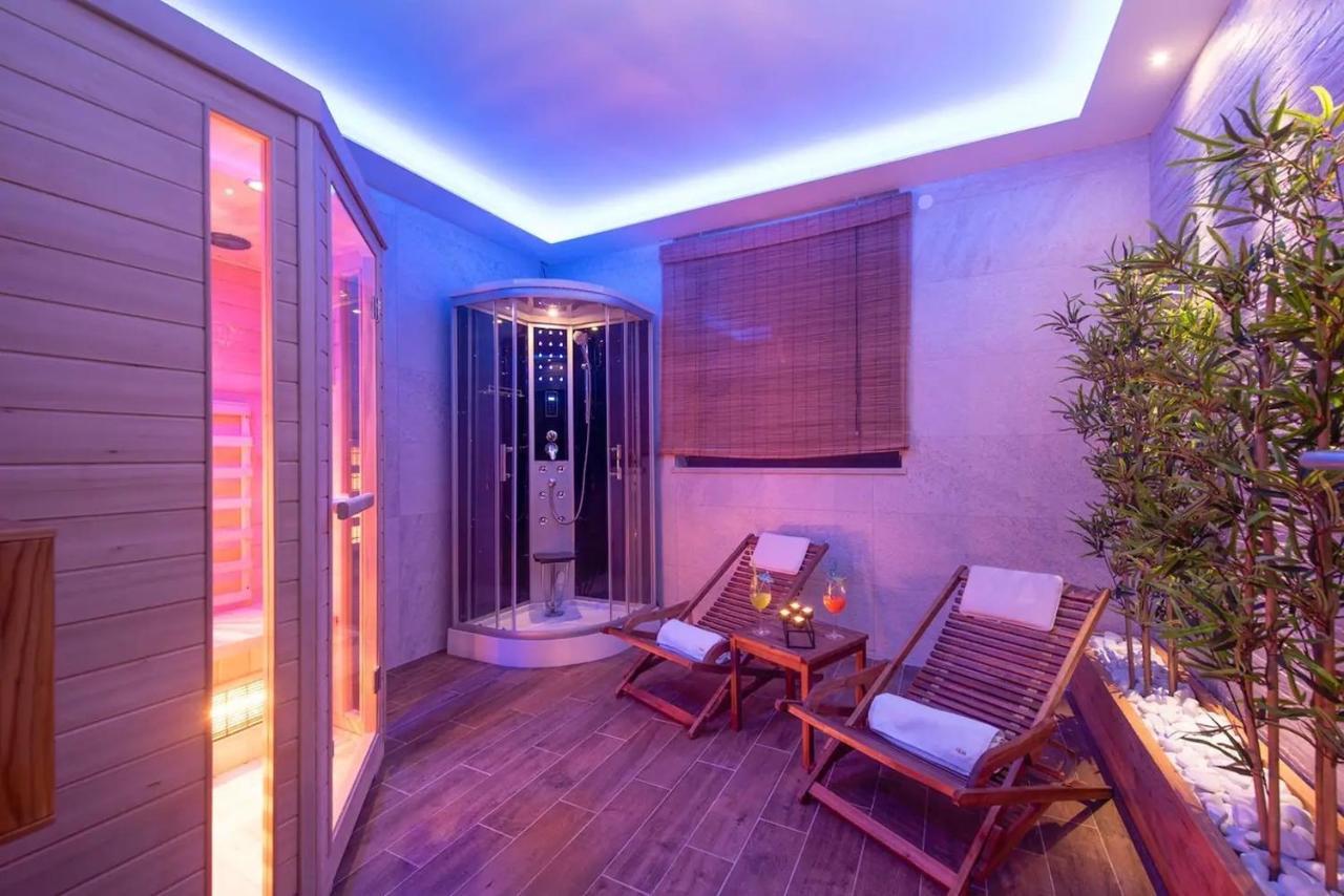Family Friendly Apartments With A Swimming Pool Sveti Filip I Jakov, Biograd - 19325 Екстериор снимка